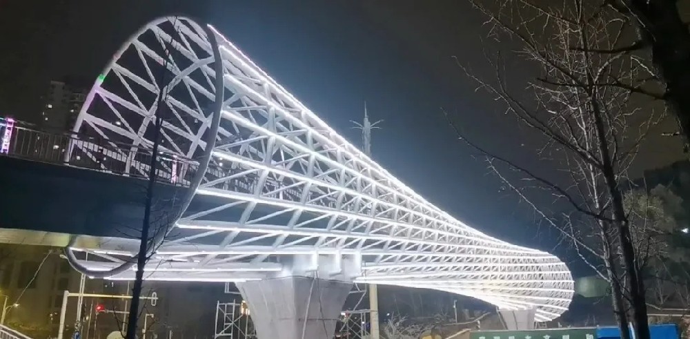 小蠻腰“倒了”嗎？