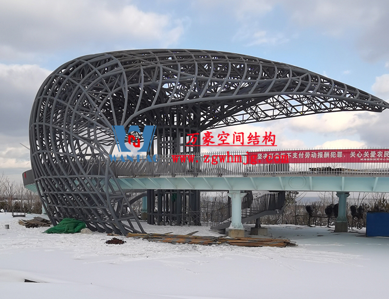 什么是異形鋼結(jié)構(gòu)？復(fù)雜空間異形鋼結(jié)構(gòu)該如何選擇廠家？