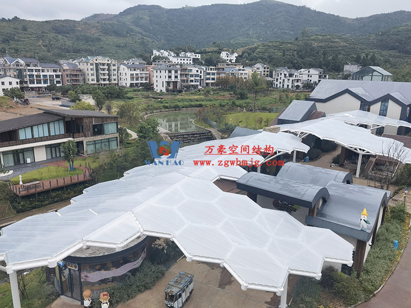 ETFE膜結(jié)構(gòu)建筑有哪些優(yōu)勢？ETFE膜結(jié)構(gòu)材料對(duì)比其他材料有哪些優(yōu)點(diǎn)？