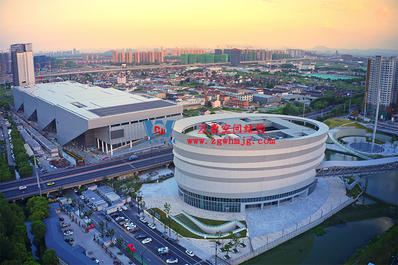 PTFE膜結(jié)構(gòu)膜材是什么材料？PTFE膜結(jié)構(gòu)膜材有哪些性能特點？