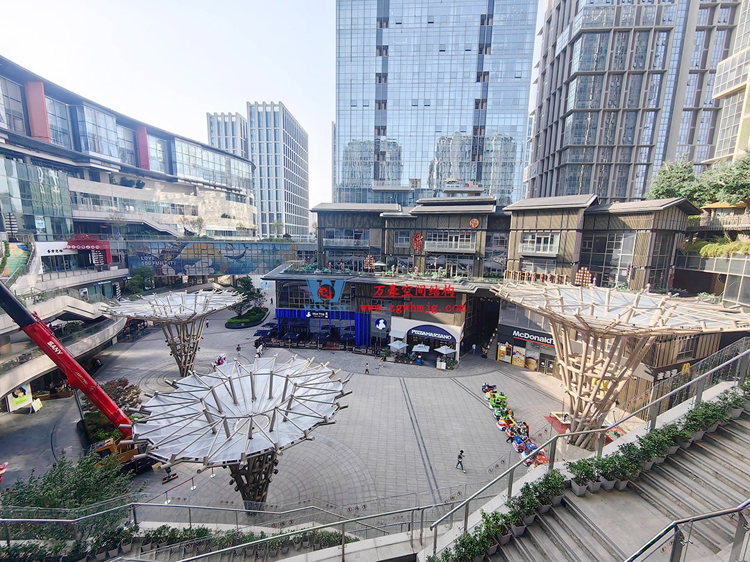 閃爍在建筑廣場(chǎng)之中的絢麗花朵—ETFE膜結(jié)構(gòu)景觀小品 閃爍在建筑廣場(chǎng)之中的絢麗花朵—ETFE膜結(jié)構(gòu)景觀小品