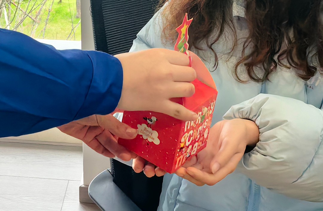 關(guān)愛員工，愛在萬豪|暖心平安夜，傳遞“蘋”安幸福