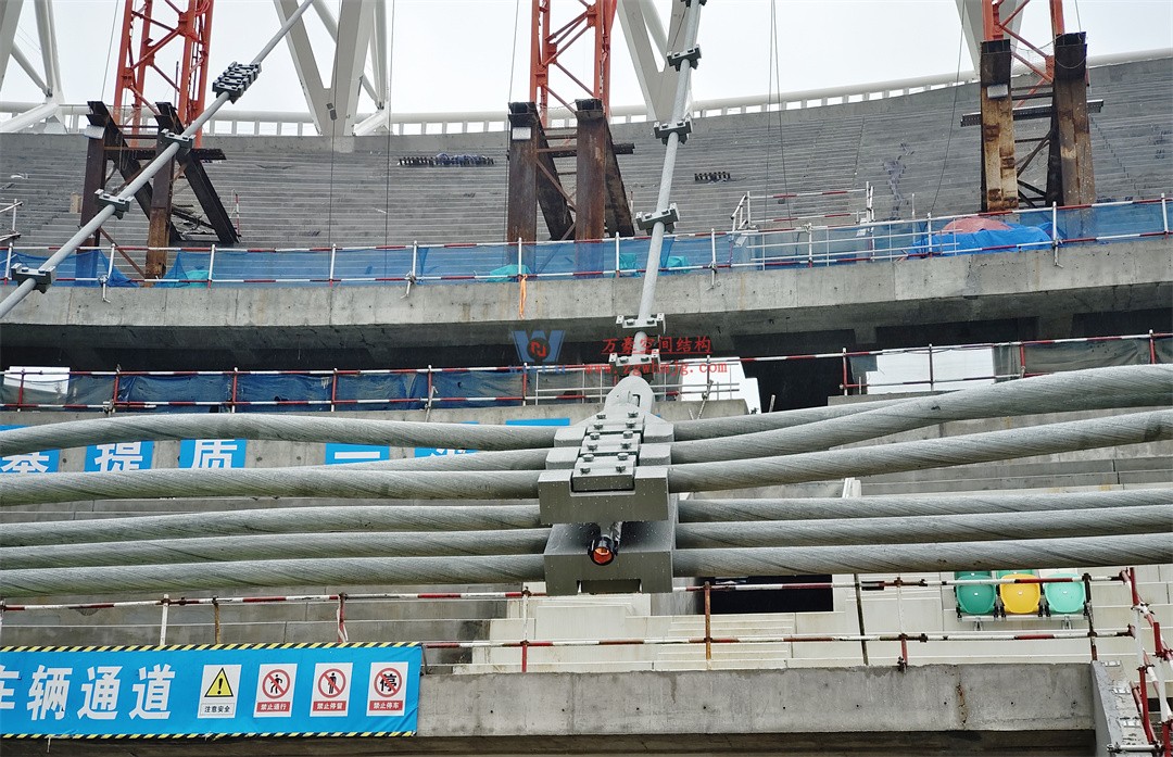 標(biāo)桿引領(lǐng)，智啟未來(lái)——萬(wàn)豪集團(tuán)營(yíng)銷、設(shè)計(jì)與技術(shù)骨干共赴無(wú)錫奧體中心，現(xiàn)場(chǎng)觀摩學(xué)習(xí)解鎖“創(chuàng)新密碼”