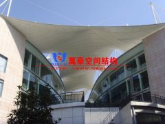 張拉膜結(jié)構(gòu)是什么？張拉膜結(jié)構(gòu)設(shè)計(jì)需要考慮哪些問題