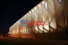 張拉膜結(jié)構(gòu)設(shè)計(jì)有哪些注意事項(xiàng)？膜結(jié)構(gòu)工程施工前需要考慮哪些問題？