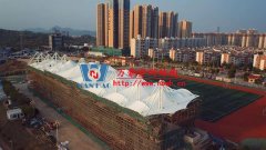 張拉膜結(jié)構(gòu)看臺的膜材如何選擇？張拉膜結(jié)構(gòu)看臺怎么維護(hù)保養(yǎng)？